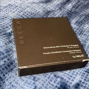 NWT BECCA Highlighter